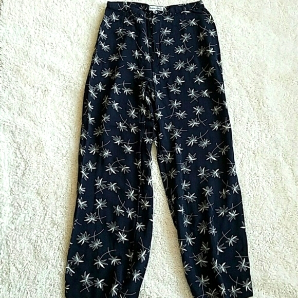 BANANA REPUBLIC TROUSERS~SHEER ~🎊HP🎊 - Picture 1 of 2